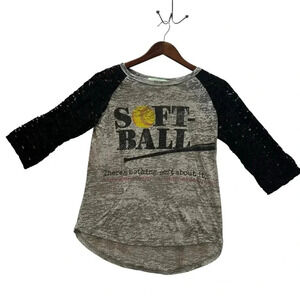 Southern Grace Gray Black Softball Graphic 3/4 Lace Sleeve T Shirt Women’s Small